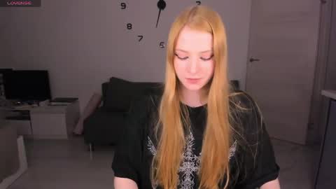 Snapshot of just_jessy_meow chatting on 05.21.26 JESSY online show from 05.21.26