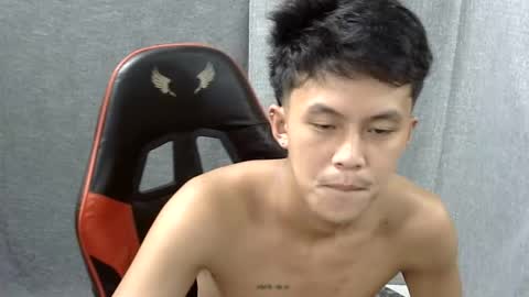 Snapshot of justcallme_james chatting on 05.19.26 James online show from 05.19.26