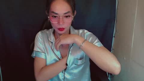 Snapshot of justhewayouare21 chatting on 07.24.26 justhewayouare21 online show from 07.24.26