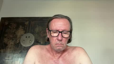 Snapshot of justin_hornyyyy chatting on 12.14.25 justin_hornyyyy online show from 12.14.25