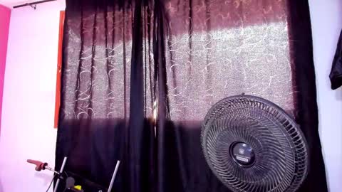 JUSTIN Y JAZMIN online show from 01.15.26