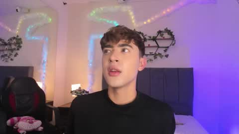 Justin online show from 12.22.25