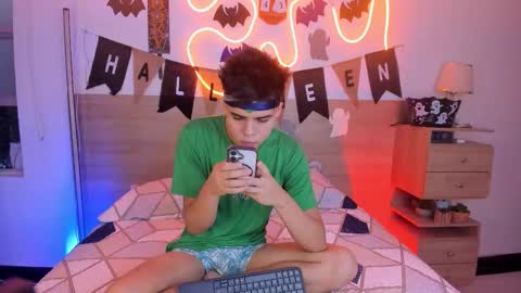 Justin online show from 10.24.25