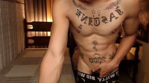 justine_hunk online show from 01.17.25