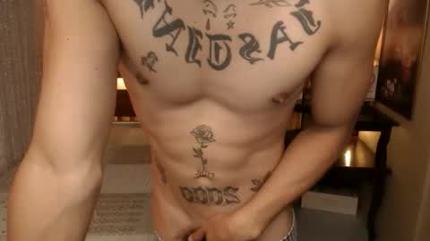 justine_hunk online show from 10.16.25