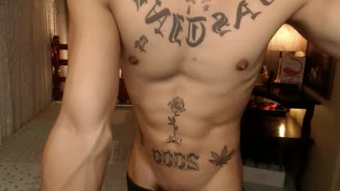 justine_hunk online show from 04.11.26