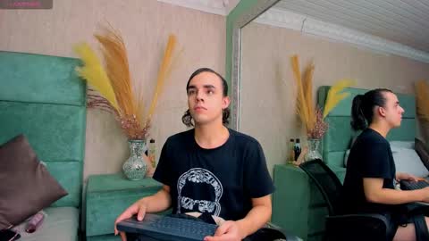 Justine online show from 10.12.25