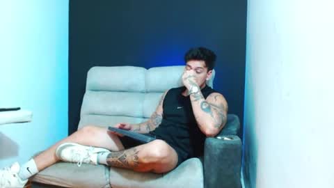 Snapshot of justinfuller_31 chatting on 07.14.26 justinfuller_31 online show from 07.14.26