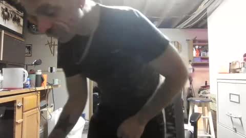 justinmoore1987 online show from 12.14.25