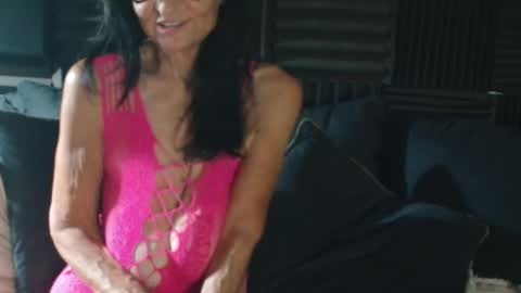 Snapshot of justmebev19591234 chatting on 10.16.25 Bev aka Diamond online show from 10.16.25