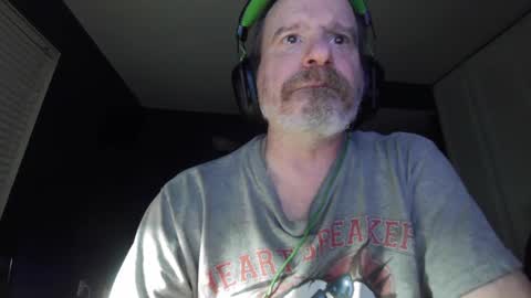 Snapshot of justmetool chatting on 09.23.25 Tool online show from 09.23.25