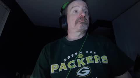 Snapshot of justmetool chatting on 09.29.25 Tool online show from 09.29.25