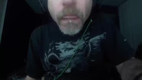 Snapshot of justmetool chatting on 10.14.25 Tool online show from 10.14.25