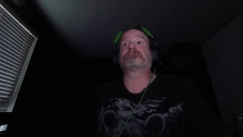 Snapshot of justmetool chatting on 10.20.25 Tool online show from 10.20.25