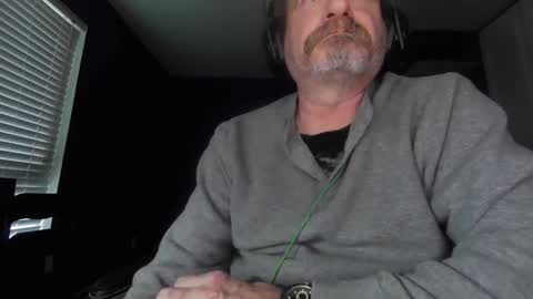 Snapshot of justmetool chatting on 10.25.25 Tool online show from 10.25.25