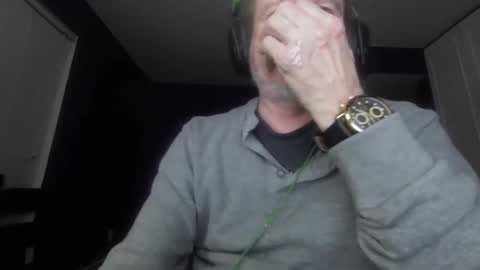 Snapshot of justmetool chatting on 11.05.25 Tool online show from 11.05.25