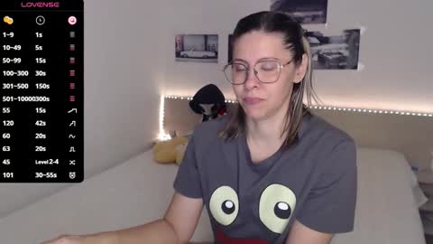 Julie online show from 10.23.25