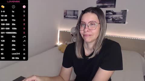 Julie online show from 12.19.25