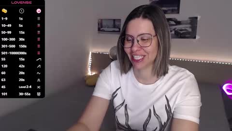 Julie online show from 02.02.26