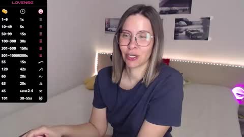 Julie online show from 04.13.26