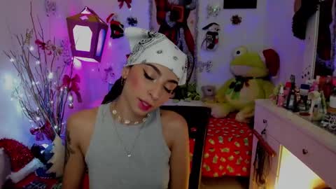 Mia online show from 12.12.24