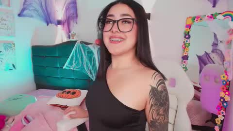 Emy online show from 10.19.25