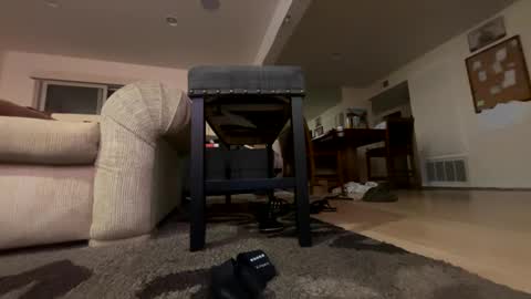 juuneet online show from 09.10.25