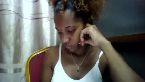 Snapshot of juvanie98 chatting on 03.23.26 juvanie98 online show from 03.23.26