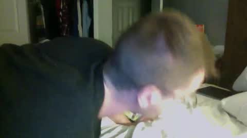 Snapshot of jwill10000 chatting on 04.26.26 J and Sugar snap pea online show from 04.26.26