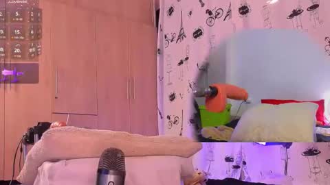 Snapshot of k4rolin chatting on 04.13.26 Karolin online show from 04.13.26