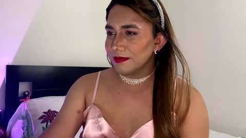 KIM  online show from 02.25.25