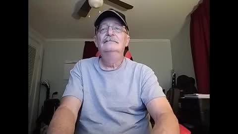 Snapshot of kabriggs136 chatting on 12.13.24 kabriggs136 online show from 12.13.24