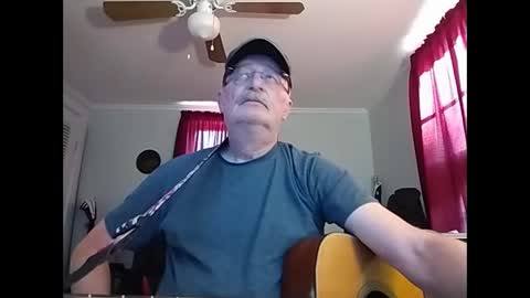 Snapshot of kabriggs136 chatting on 02.21.25 kabriggs136 online show from 02.21.25