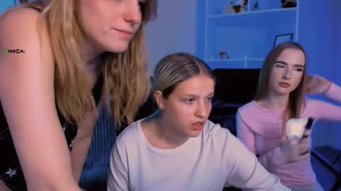 kaela_spell_ online show from 11.23.25