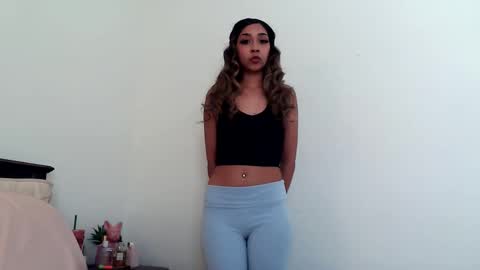 Snapshot of kaelagreen chatting on 05.28.26 kaelagreen online show from 05.28.26