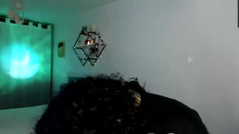      online show from 10.07.25