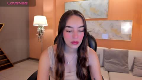 Kaia Ferreira online show from 02.02.25