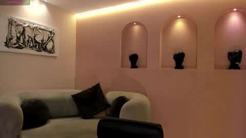 Kaia Ferreira online show from 11.03.25