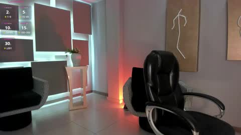 Kaia Ferreira online show from 12.02.25