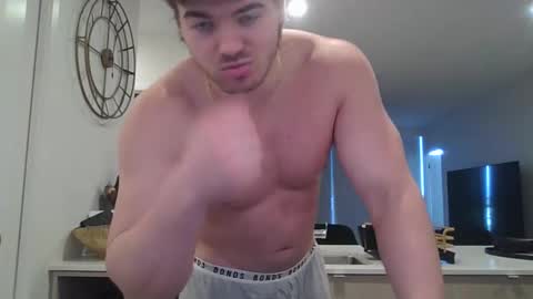 Snapshot of kailebtwinkletoes chatting on 10.28.25 MrJuicyJames online show from 10.28.25