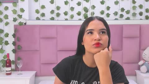 Snapshot of kaily_sweet1 chatting on 02.25.26 kelly online show from 02.25.26