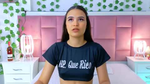 Snapshot of kaily_sweet1 chatting on 03.22.26 kelly online show from 03.22.26