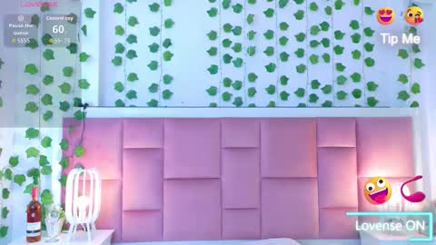 Snapshot of kaily_sweet1 chatting on 03.25.26 kelly online show from 03.25.26