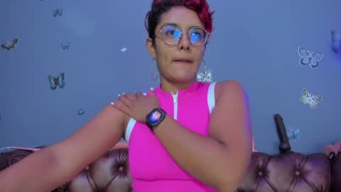 kaira_mosse_ online show from 05.06.26