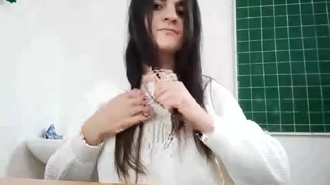 Snapshot of kairastar chatting on 10.10.25 Milana online show from 10.10.25