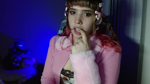 Snapshot of kairilovescumm chatting on 01.11.25 Kairi online show from 01.11.25