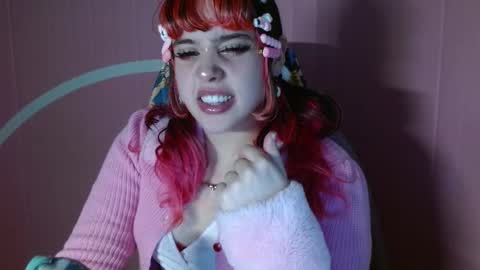 Snapshot of kairilovescumm chatting on 02.14.25 Kairi online show from 02.14.25