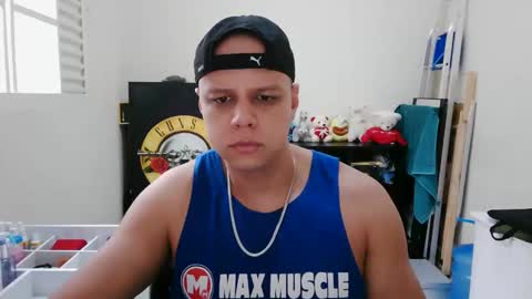 Snapshot of kaiserdoom chatting on 12.15.25 kaiserdoom online show from 12.15.25