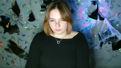 Kaitlin online show from 10.08.25