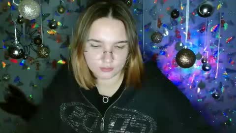 Snapshot of kaitlin_kk chatting on 11.27.25 Kaitlin online show from 11.27.25